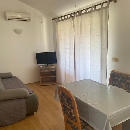 Apartments Nautica Barbat na Rabu Exterior photo