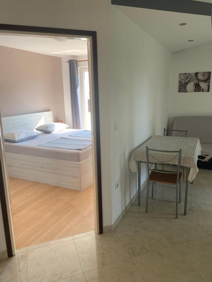 Apartments Nautica Barbat na Rabu Exterior photo