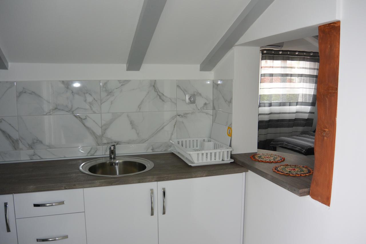 Apartments Nautica Barbat na Rabu Exterior photo
